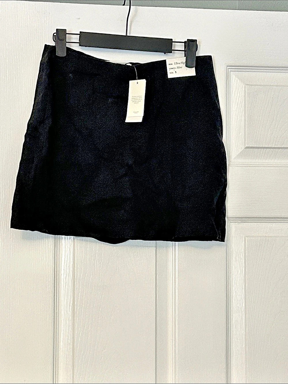 Abercrombie & Fitch Black Mini Skirt NWT